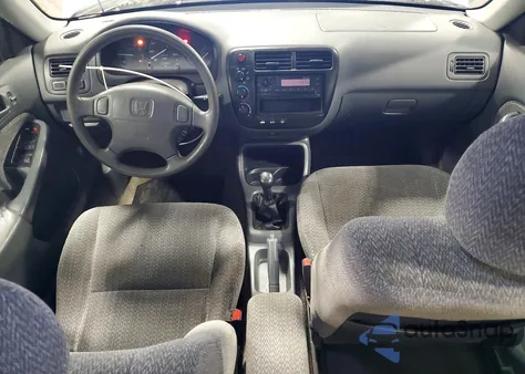 1999 Honda Civic Lx z USA, uszkodzony, nr VIN 1HGEJ657XXL001596